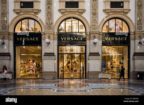 versace milano uffici|versace boutique milan.